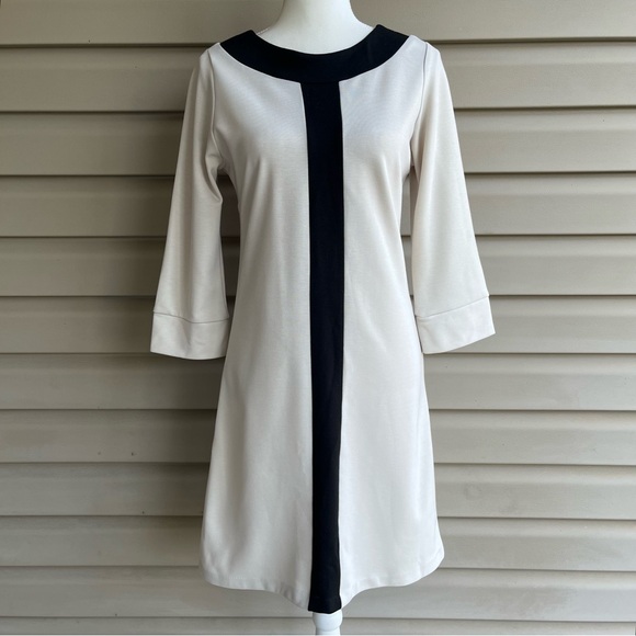 BCBGMaxAzria Dresses & Skirts - •BCBG MaxAzria• Cream/Black Ponte Knit Dress - Size Medium